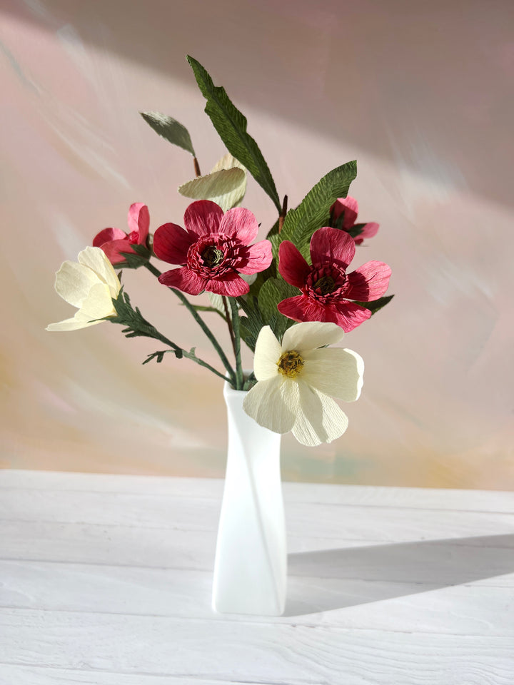 Crimson &amp; Cream No. 5 Paper Bouquet