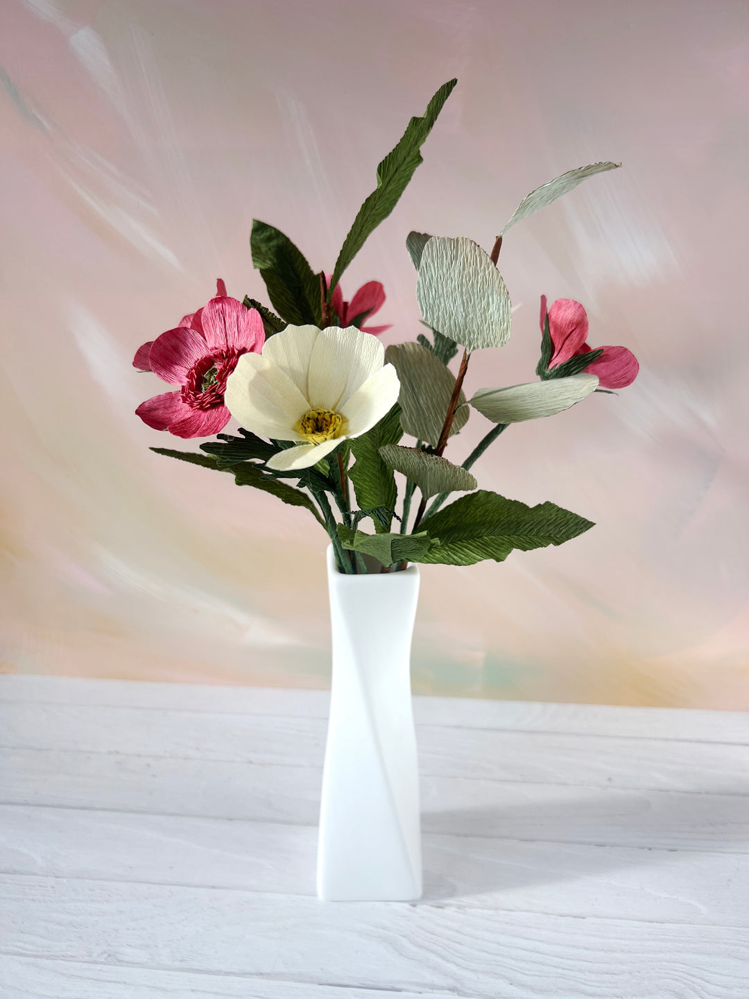 Crimson &amp; Cream No. 5 Paper Bouquet