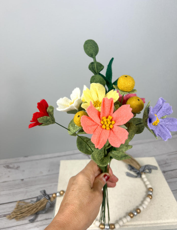 Cosmos Bouquet (Felt)