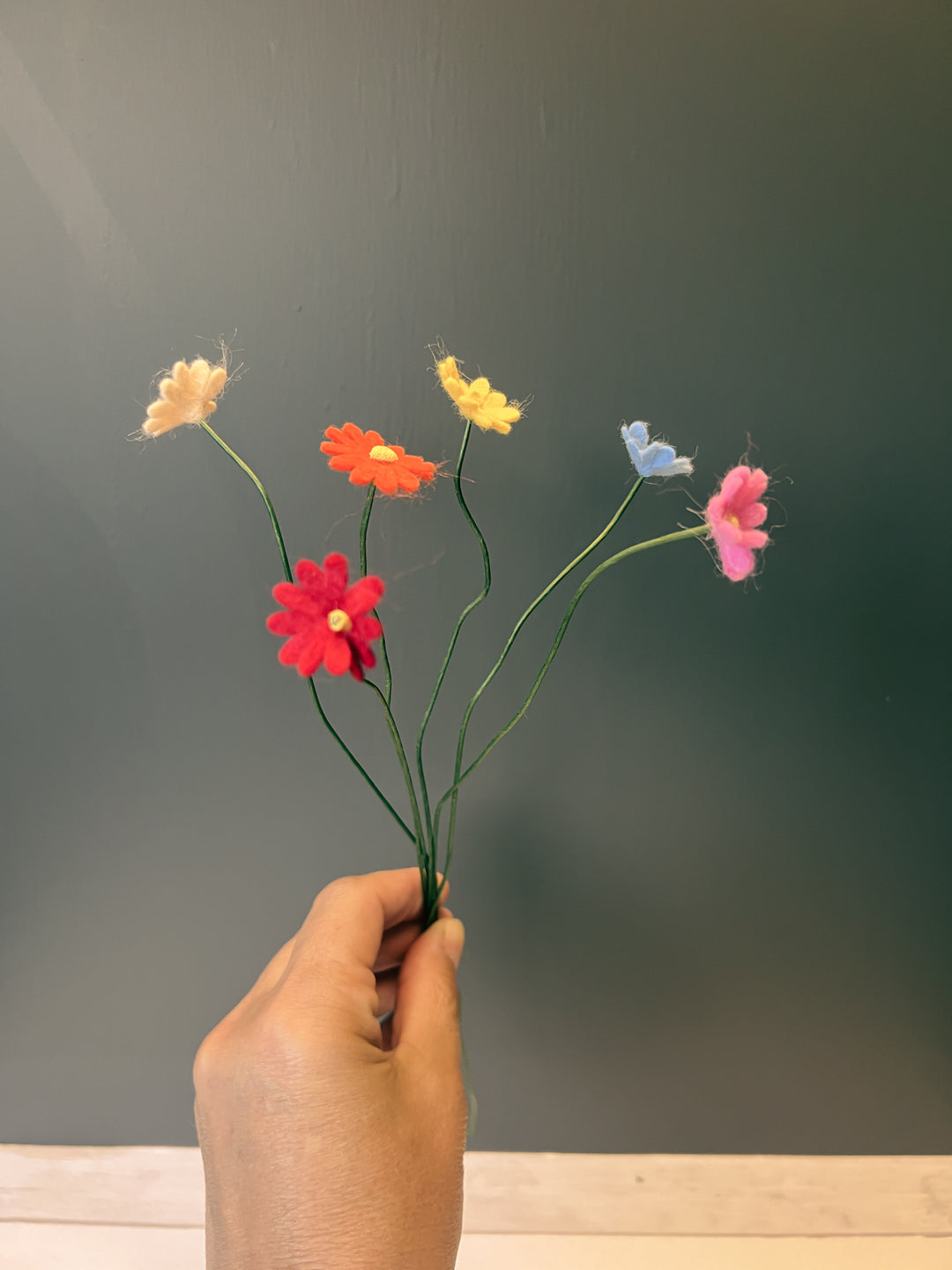 6 Pack Minimalist Stems (Felt)