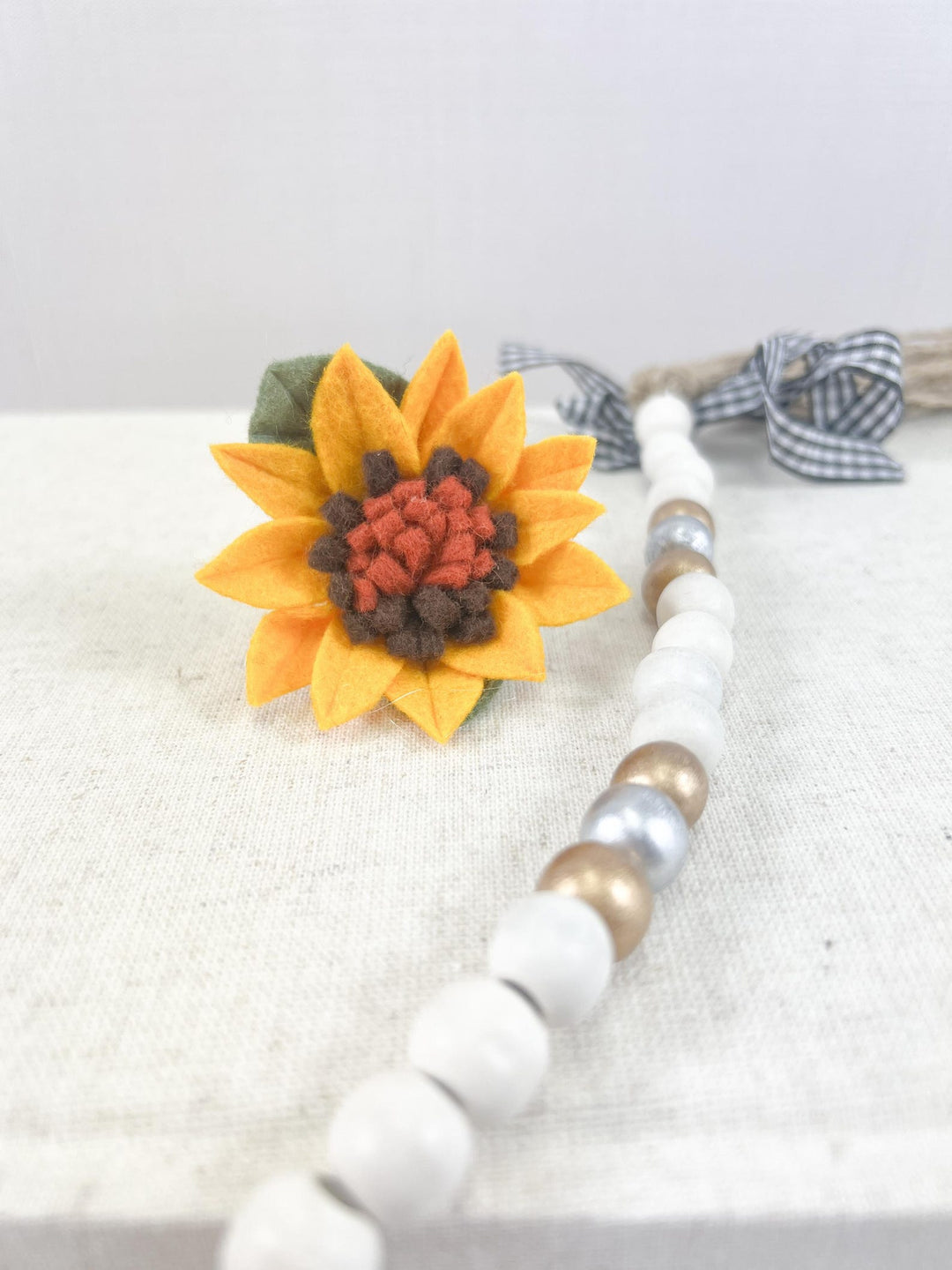 Felt Flower Car Vent Oil Diffuser