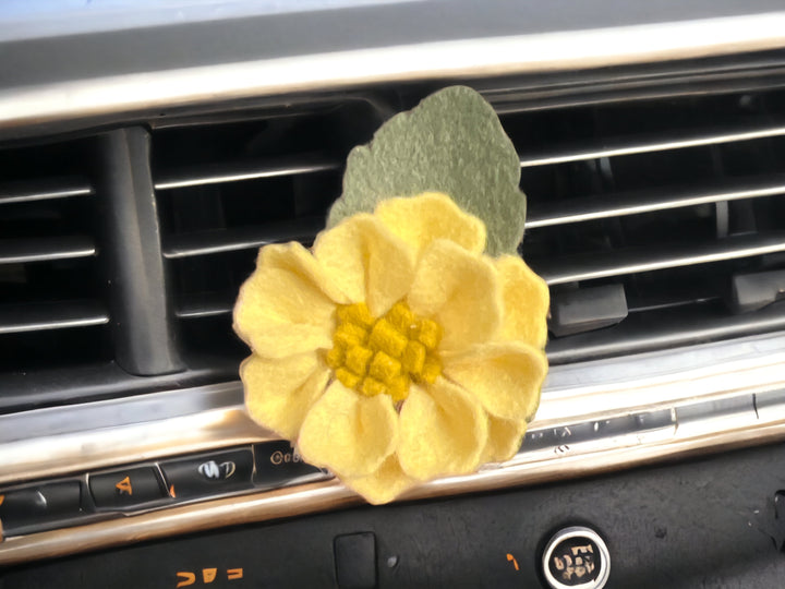 Felt Flower Car Vent Oil Diffuser